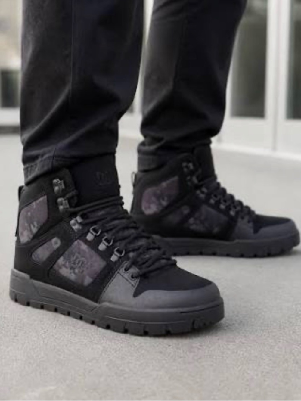 DC Work Crew Composite toe High Top. Black/Camo. Men’s 7.5, women’s 9. NIB!